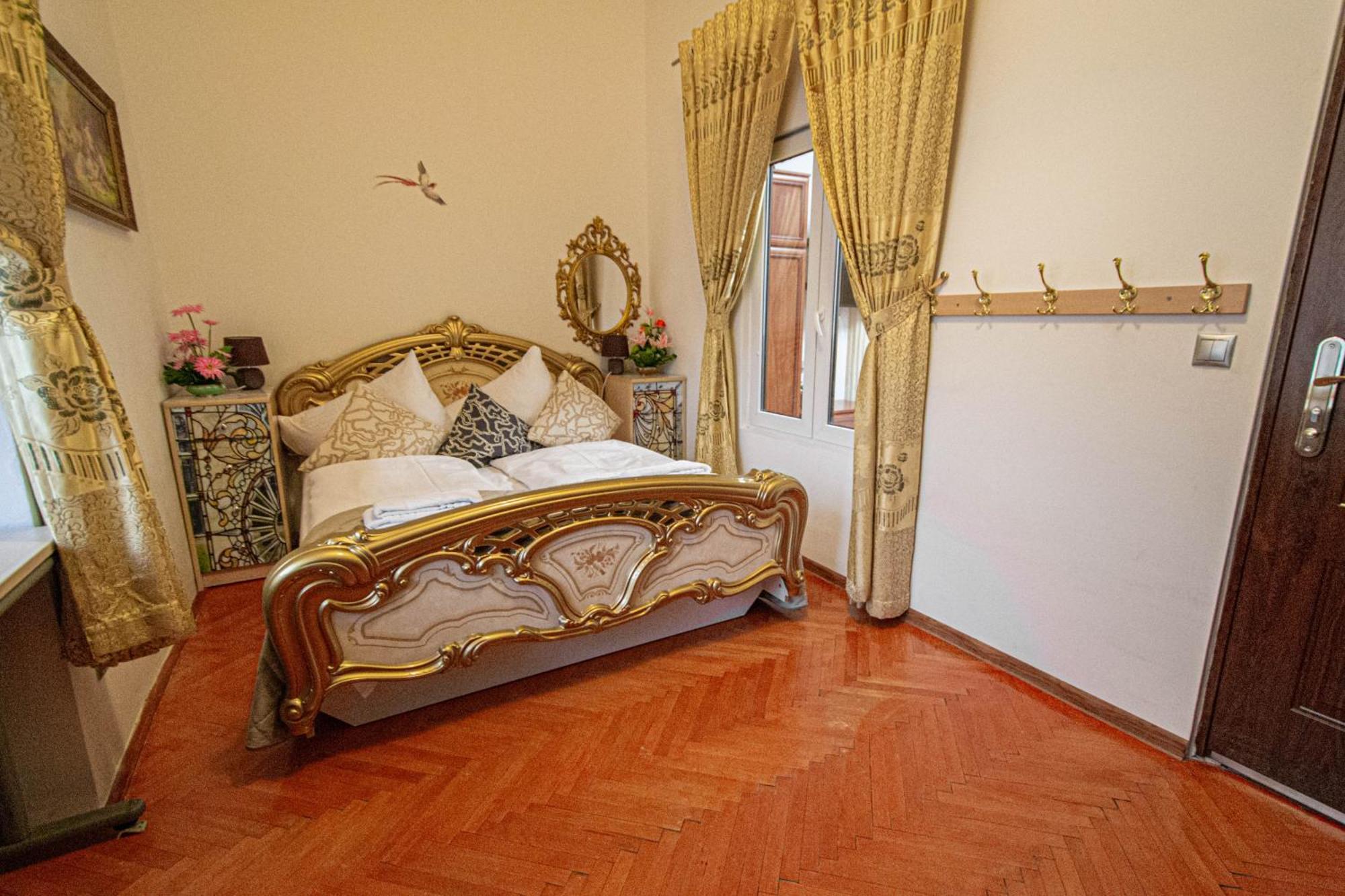 Apartament The Grand Royal 3Bdr Heart Of Old Town Praga Zewnętrze zdjęcie
