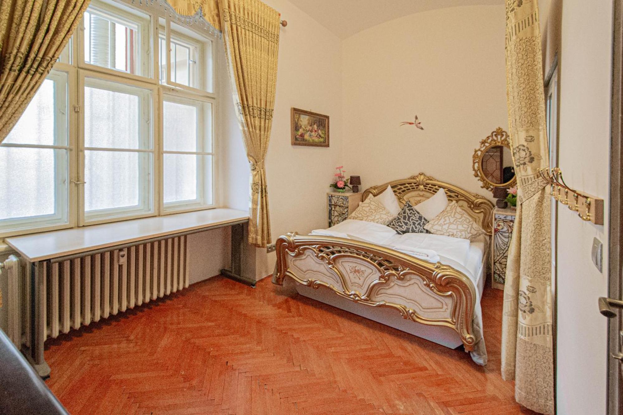 Apartament The Grand Royal 3Bdr Heart Of Old Town Praga Zewnętrze zdjęcie
